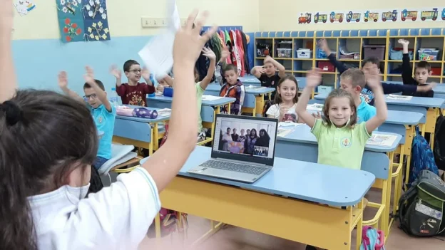 Как гражданското образование в начален етап формира умения за успех