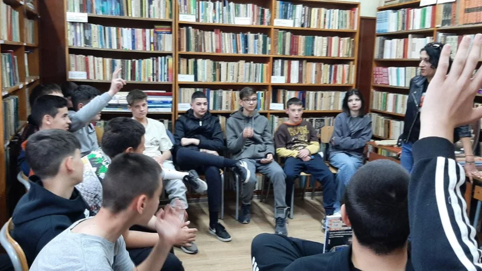 Приключение в страдателен залог – ученици създават сайт с авторски истории на български и английски език