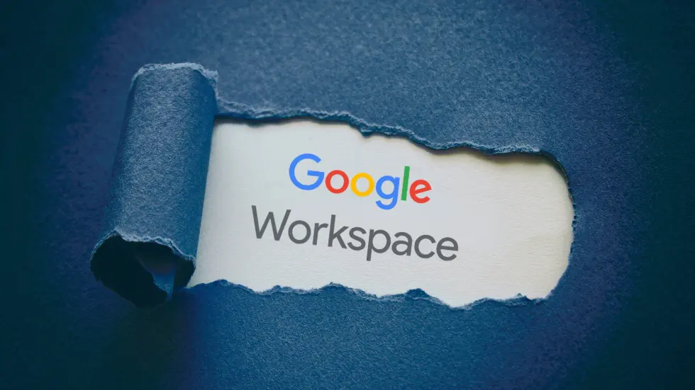 Google Workspace в училище. Как Google Workspace може да помогне на директорите и училищните екипи за по-добра организация, по-ясна комуникация и по-ефективно управление на училищните процеси.