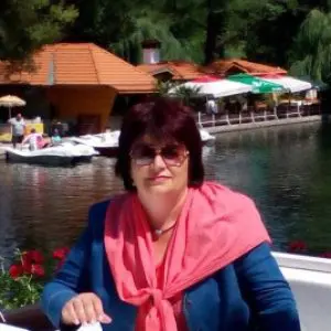 Профилна снимка на Мая Бакърджиева