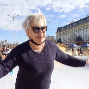 Профилна снимка на Джулия Ботева