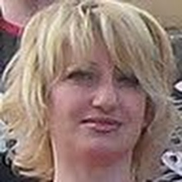 Профилна снимка на Марина Костадинова