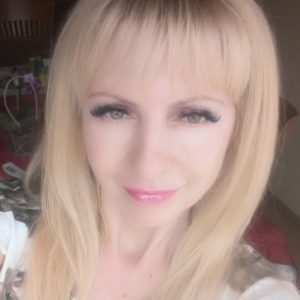 Профилна снимка на Веселка Минчева