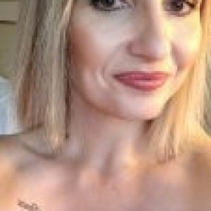 Профилна снимка на Лазарина Колчагова