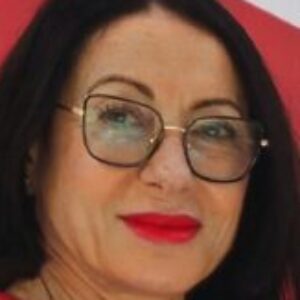 Профилна снимка на Виолина Купенова