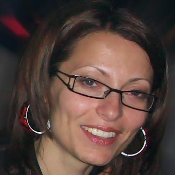 Профилна снимка на Julia Kanazireva