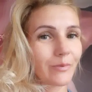 Профилна снимка на Стефка Стоянова-Въжарова