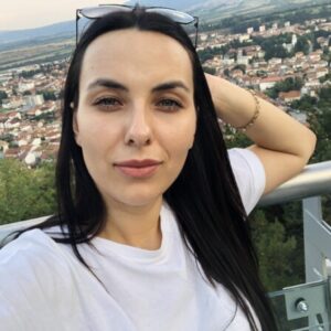 Профилна снимка на Зюрие Айруш