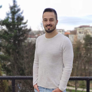 Профилна снимка на Симеон Петров