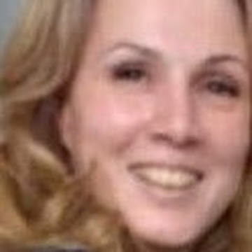 Профилна снимка на Михаела Маврова