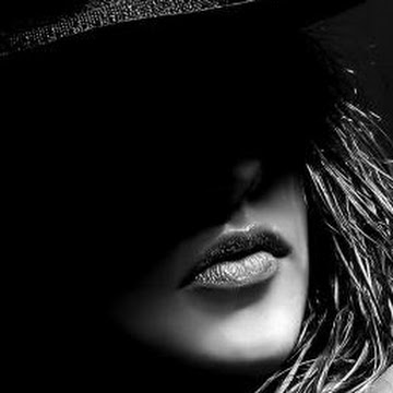 Профилна снимка на Веселина Власакиева