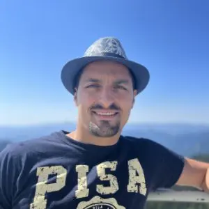 Профилна снимка на Иван Сапунджиев