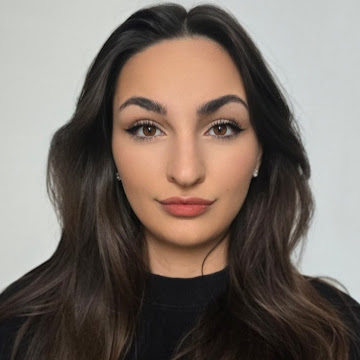 Профилна снимка на Емили Маркова