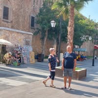 Профилна снимка на direktor905