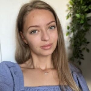 Профилна снимка на Кристина Цветанова