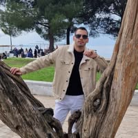 Профилна снимка на Иван Иванов