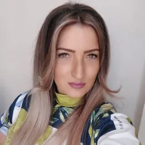 Профилна снимка на Мирела Захарлиева