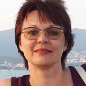 Профилна снимка на Людмила Петрова