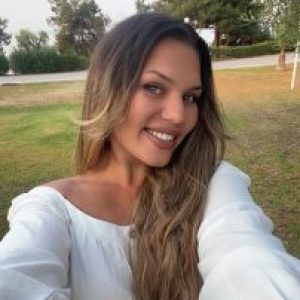 Профилна снимка на Ива Мицева