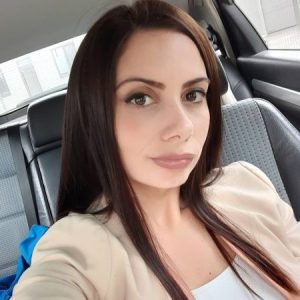 Профилна снимка на Ирена Младенова