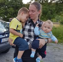 Профилна снимка на Моника Узунова