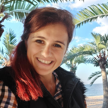 Профилна снимка на Юлиана Асенова