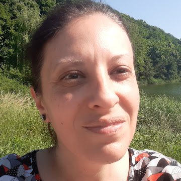 Профилна снимка на Добринка Добрева