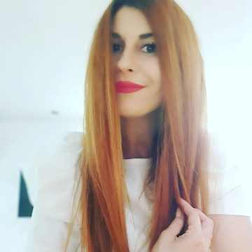 Профилна снимка на yulianaboneva