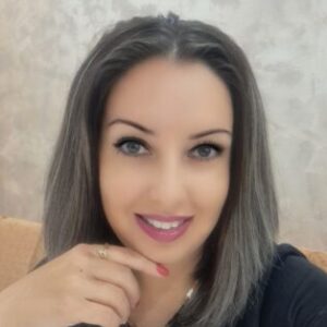 Профилна снимка на Иванина Нончева