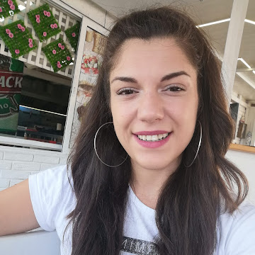 Профилна снимка на Камелия Маринова