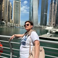 Профилна снимка на elenaqneva