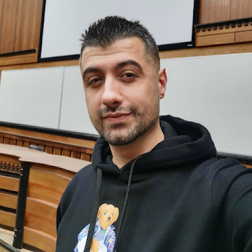 Профилна снимка на nikolaydanev