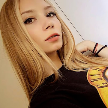 Профилна снимка на Натали Василева