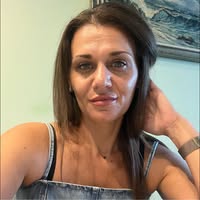 Профилна снимка на Даниела Иванова