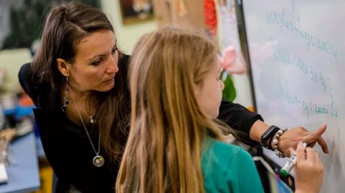 Езикова подкрепа за деца билингви