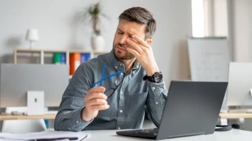 praviloto 20-20-20 za predpazvane na ochite pri rabota na kompyutar