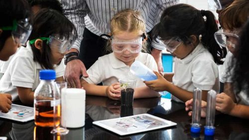 Ученически експеримент