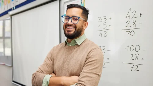 uchitel po matematika