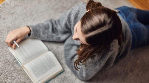 Виртуален литературен клуб